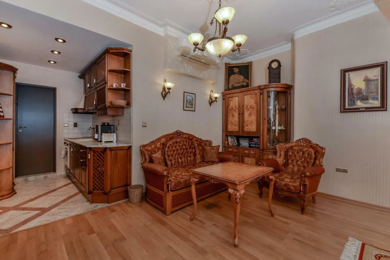 Aristocratic Sofia Studio Apartment Next To Cathedral Bulgaria